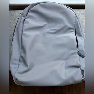 AWAY Backpack - The Daypack